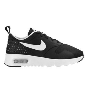 Nike Air Max Tavas, size 9.5